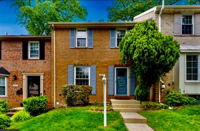 Spacious Fairfax Townhome in Linden Square